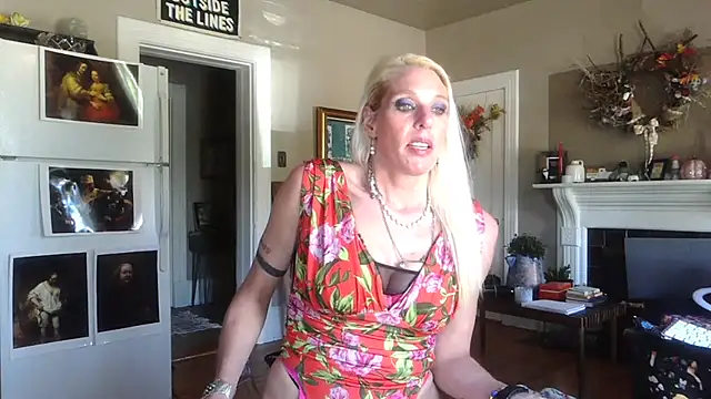 Glamazonx online show from October 31, 7:48 pm