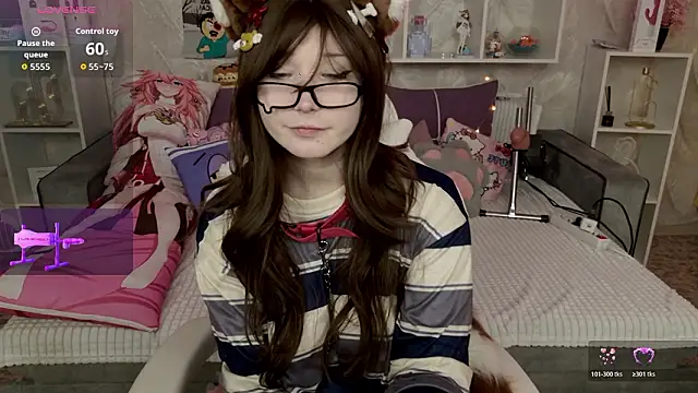 Snapshot of MeowkaKitty chatting on March 1, 1:40 am MeowkaKitty online show from March 1, 1:40 am