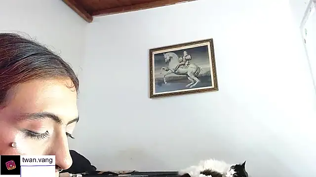 Snapshot of Trix_fiore_oficial chatting on November 22, 3:05 am Trix fiore oficial online show from November 22, 3:05 am