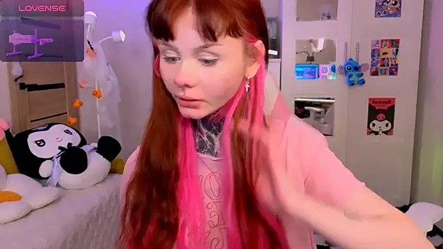 Britney Lynch online show from November 3, 8:54 pm