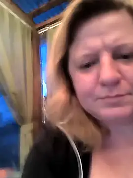 Snapshot of jusichka chatting on March 11, 4:18 pm jusichka online show from March 11, 4:18 pm