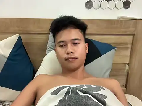 Asiantwink21 online show from September 25, 2:54 pm