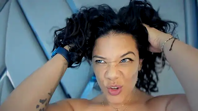 paula daniela1 online show from March 23, 12:58 am