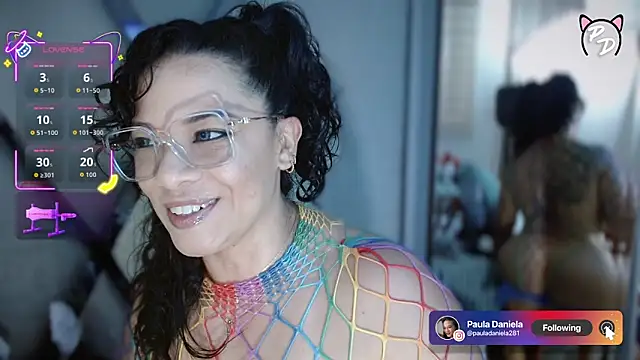 paula daniela1 online show from September 11, 1:44 pm