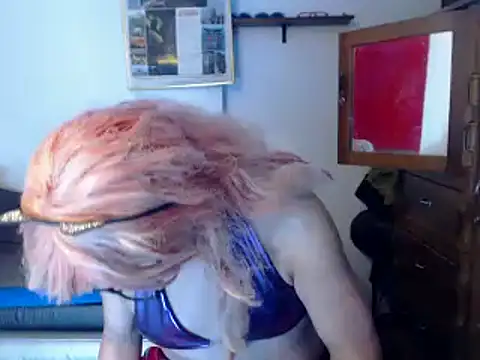 Snapshot of LorenJade chatting on February 20, 7:45 am LorenJade online show from February 20, 7:45 am