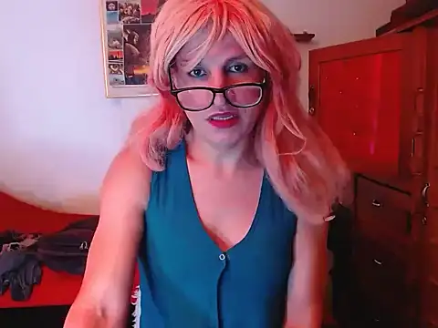 Snapshot of LorenJade chatting on October 5, 11:46 pm LorenJade online show from October 5, 11:46 pm