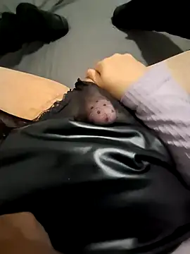 Snapshot of aprilexx chatting on November 30, 2:59 am aprilexx online show from November 30, 2:59 am