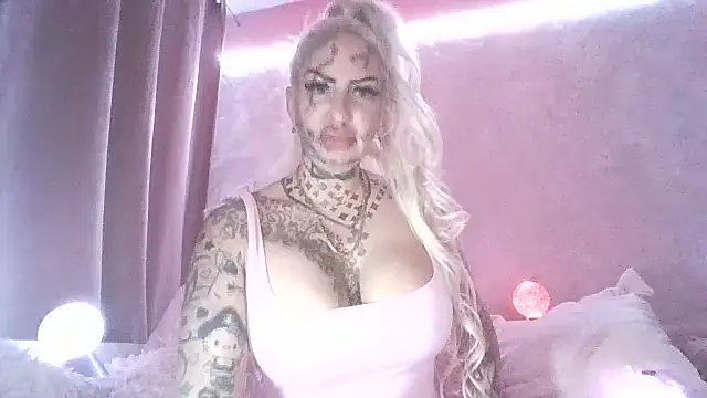 Snapshot of Jeanny_Bln chatting on December 11, 3:26 pm Jeanny Bln online show from December 11, 3:26 pm