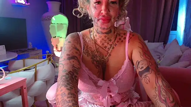 Snapshot of Jeanny_Bln chatting on December 19, 5:31 pm Jeanny Bln online show from December 19, 5:31 pm