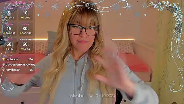 Snapshot of estivalae chatting on December 1, 4:29 pm estivalae online show from December 1, 4:29 pm