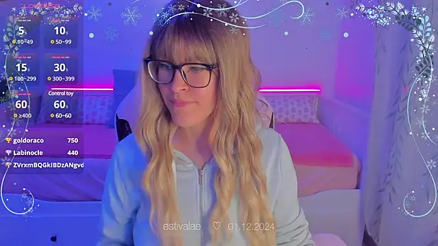 Snapshot of estivalae chatting on December 1, 7:36 pm estivalae online show from December 1, 7:36 pm