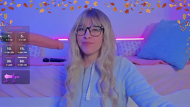 Snapshot of estivalae chatting on October 20, 3:18 am estivalae online show from October 20, 3:18 am