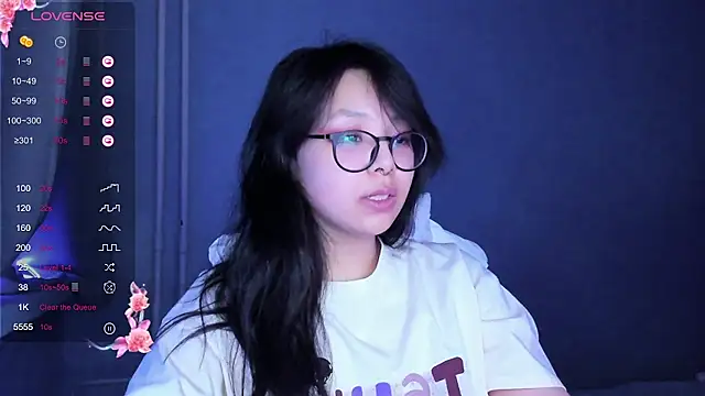 maydaykimmy online show from December 17, 3:39 am