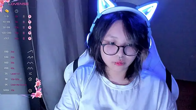 maydaykimmy online show from February 15, 8:38 pm