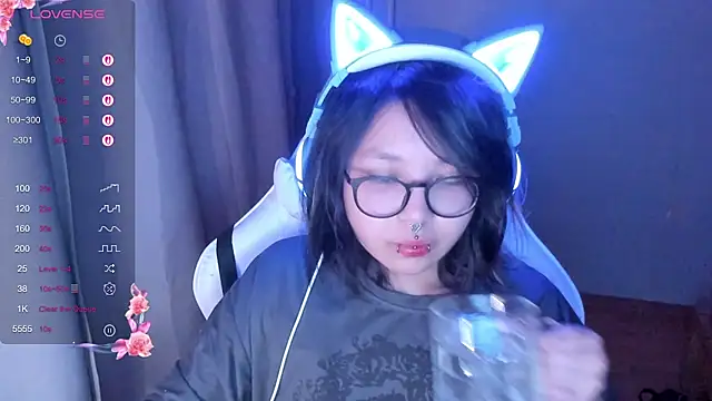 maydaykimmy online show from March 6, 8:49 pm