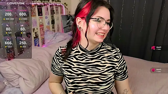 Snapshot of ss-katekisa-ss chatting on February 25, 2:22 pm ss-katekisa-ss online show from February 25, 2:22 pm