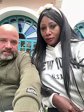 SUUKAM online show from December 5, 9:50 pm