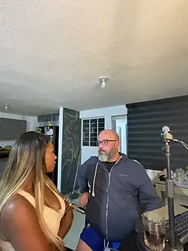 SUUKAM online show from March 18, 1:00 am