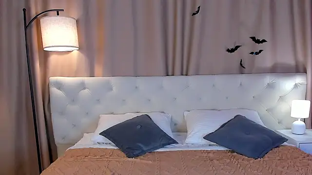 Ma1ilda Ardent online show from November 6, 5:25 pm