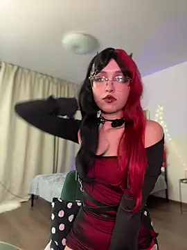 Snapshot of Evangeline_Lawrence_ chatting on February 24, 4:15 pm Evangeline Lawrence online show from February 24, 4:15 pm