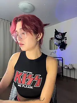 Snapshot of Evangeline_Lawrence_ chatting on November 11, 4:29 pm Evangeline Lawrence online show from November 11, 4:29 pm