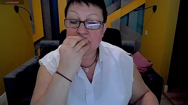 BarbaraTurners online show from March 18, 3:42 am