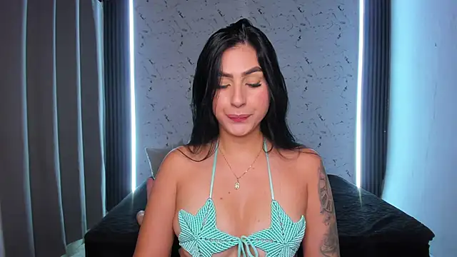 Valerie Corthez online show from March 30, 6:53 pm