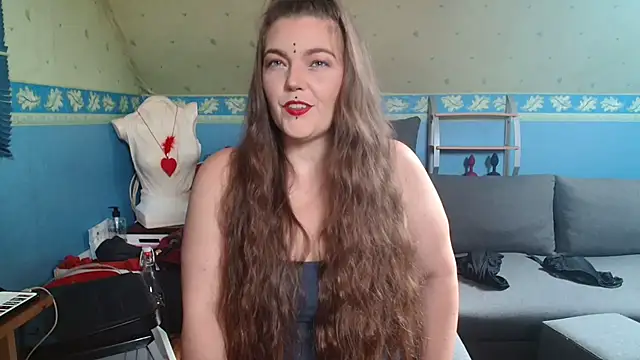 SherineDivine online show from September 16, 12:50 pm