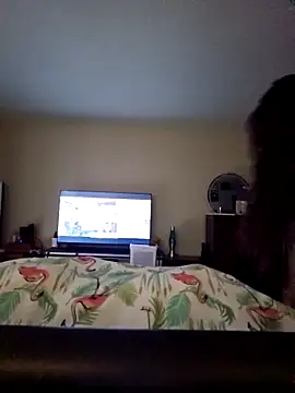 Snapshot of honeeyyy_pot chatting on October 23, 6:28 pm honeeyyy pot online show from October 23, 6:28 pm