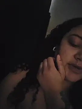 Snapshot of honeeyyy_pot chatting on November 11, 5:35 pm honeeyyy pot online show from November 11, 5:35 pm