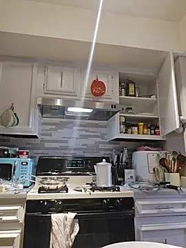 Snapshot of honeeyyy_pot chatting on November 29, 8:34 pm honeeyyy pot online show from November 29, 8:34 pm