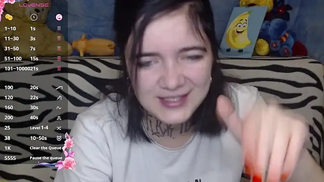 Snapshot of Yours_good_mood chatting on December 14, 12:55 am Yours good mood online show from December 14, 12:55 am