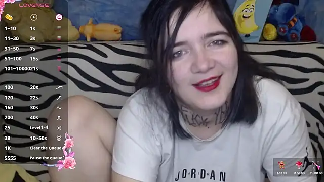 Snapshot of Yours_good_mood chatting on December 14, 4:01 am Yours good mood online show from December 14, 4:01 am