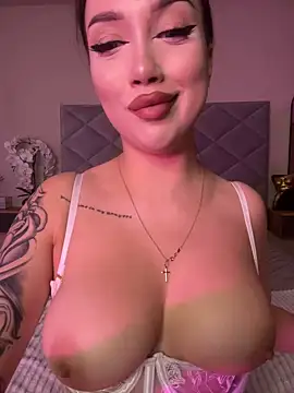 Snapshot of BamBam_XO chatting on March 21, 11:55 am BamBam XO online show from March 21, 11:55 am