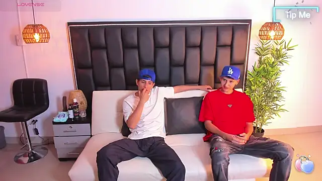 Snapshot of Crazy_nigth01 chatting on October 25, 2:30 am Crazy nigth01 online show from October 25, 2:30 am