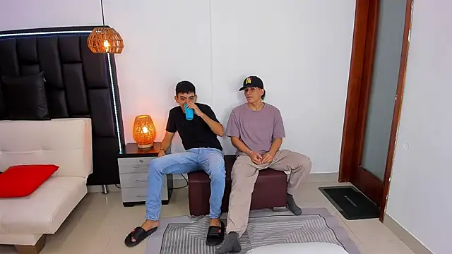 Snapshot of Crazy_nigth01 chatting on November 23, 1:16 am Crazy nigth01 online show from November 23, 1:16 am