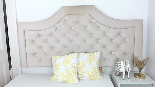 AbbyPleasure online show from December 11, 8:47 am