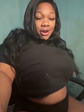 CharismaaBanx online show from January 10, 8:07 am