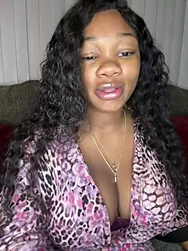 CharismaaBanx online show from February 19, 7:39 am