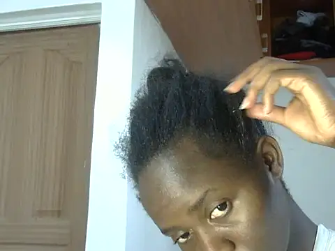 Seeexxxy-bree online show from April 17, 10:07 am