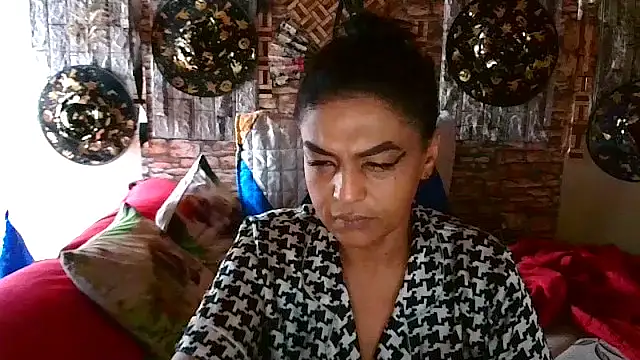 Indian Blaze00 online show from October 19, 8:37 am