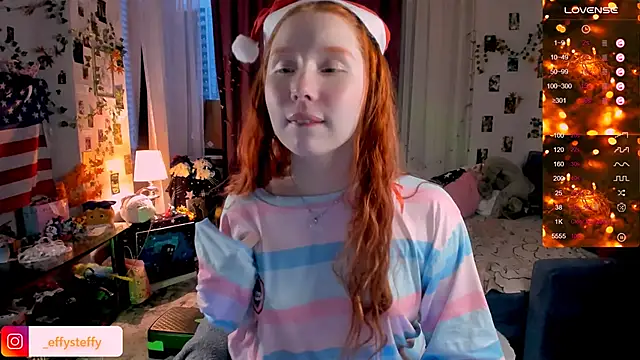 Snapshot of CallMeEffy1 chatting on December 23, 7:28 am CallMeEffy1 online show from December 23, 7:28 am