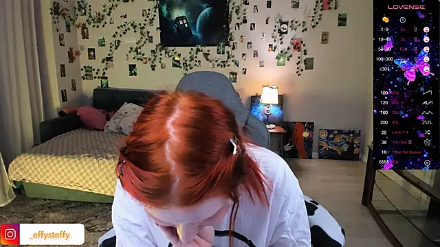 Snapshot of CallMeEffy1 chatting on January 22, 9:13 am CallMeEffy1 online show from January 22, 9:13 am