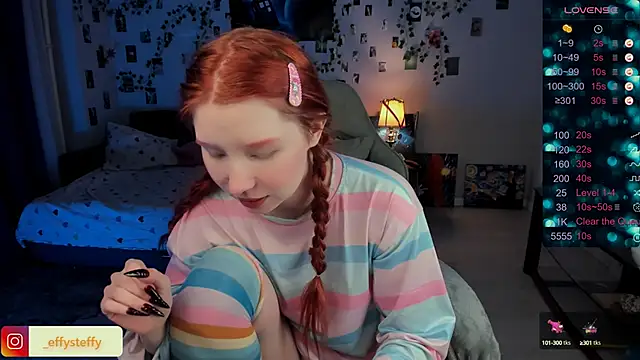 Snapshot of CallMeEffy1 chatting on February 18, 5:20 am CallMeEffy1 online show from February 18, 5:20 am