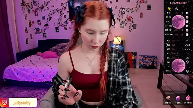 Snapshot of CallMeEffy1 chatting on February 21, 2:39 am CallMeEffy1 online show from February 21, 2:39 am