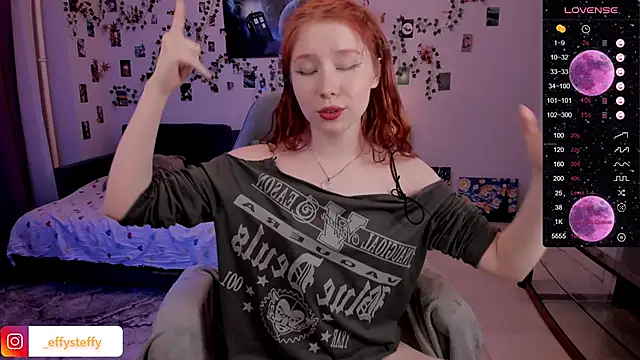 Snapshot of CallMeEffy1 chatting on February 28, 2:20 am CallMeEffy1 online show from February 28, 2:20 am