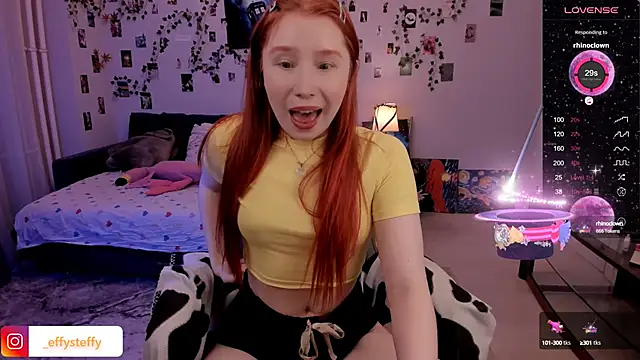 Snapshot of CallMeEffy1 chatting on March 10, 4:17 am CallMeEffy1 online show from March 10, 4:17 am