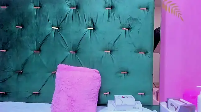 Hellen  4master online show from December 18, 2:28 pm