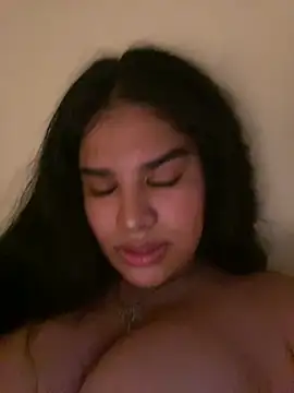 Snapshot of Badkittykim chatting on December 20, 1:03 am Badkittykim online show from December 20, 1:03 am