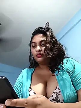 HottyOlly online show from October 5, 6:17 pm